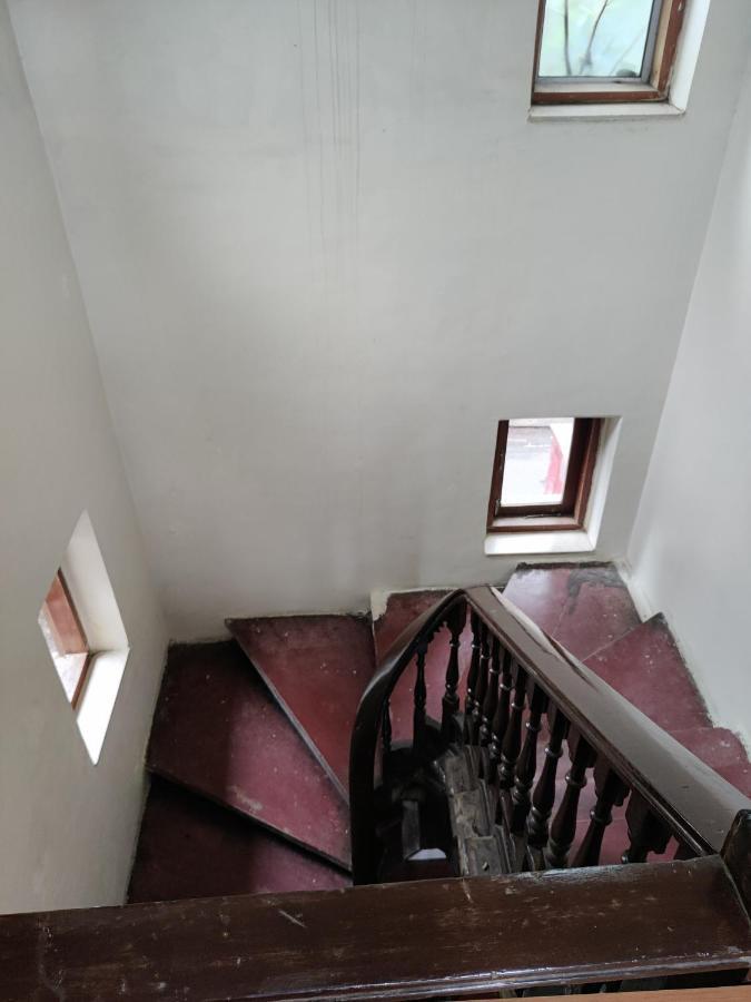 Capital Hotel Mumbai  Buitenkant foto