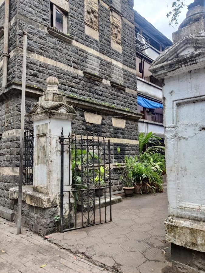 Capital Hotel Mumbai  Buitenkant foto